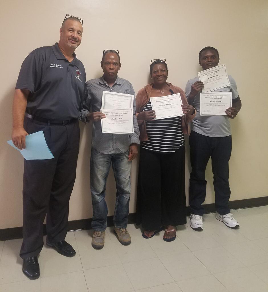 SantaAdultEd's tweet photo. Celebrating perfect attendance and progress! @Carolina_Blue21 @SantaAdultEd @Prin_Robinson @ACEofPBC https://t.co/e01hOyBeQw