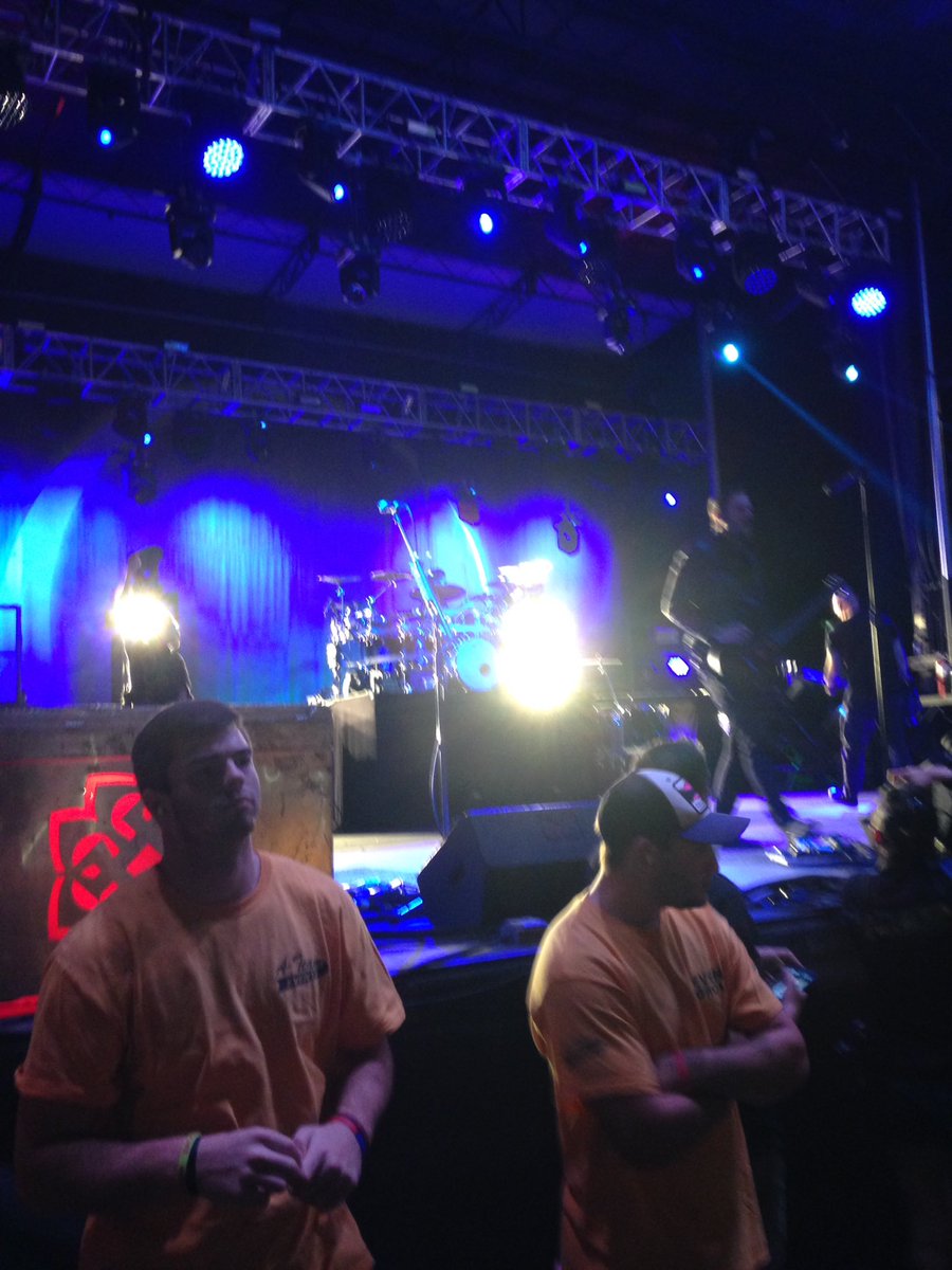 mode337's tweet photo. #FallBall2017 was awesome.  So happy I got to go.  Especially to see Breaking Benjamin!! https://t.co/WtpHgbuVGB