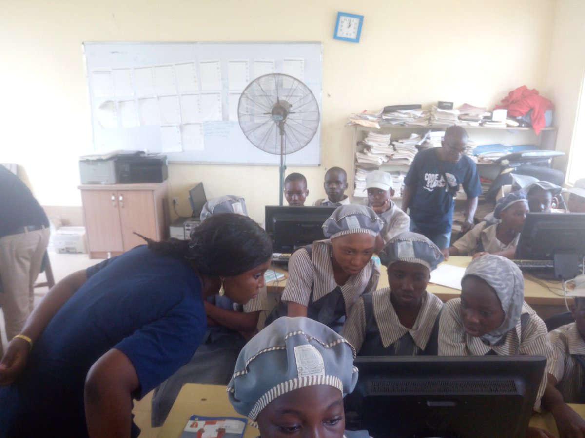 codestars's tweet image. After the workshop, we had to beg these first-time coders to return to their class. @AfricaCodeWeek @sap4good @Google @ScienceCentreCT