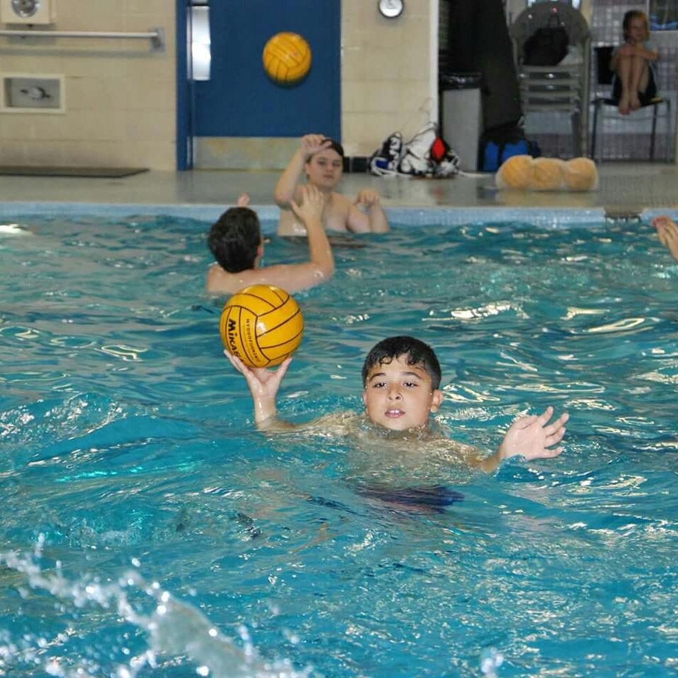 AcadeCap's tweet photo. Always a good time at #waterpolo! This marks lesson 1 of 8. #physed #partoftheprogram #swimming #excercise #schoolsports #teamsport #healthy https://t.co/QCYdx8brVR