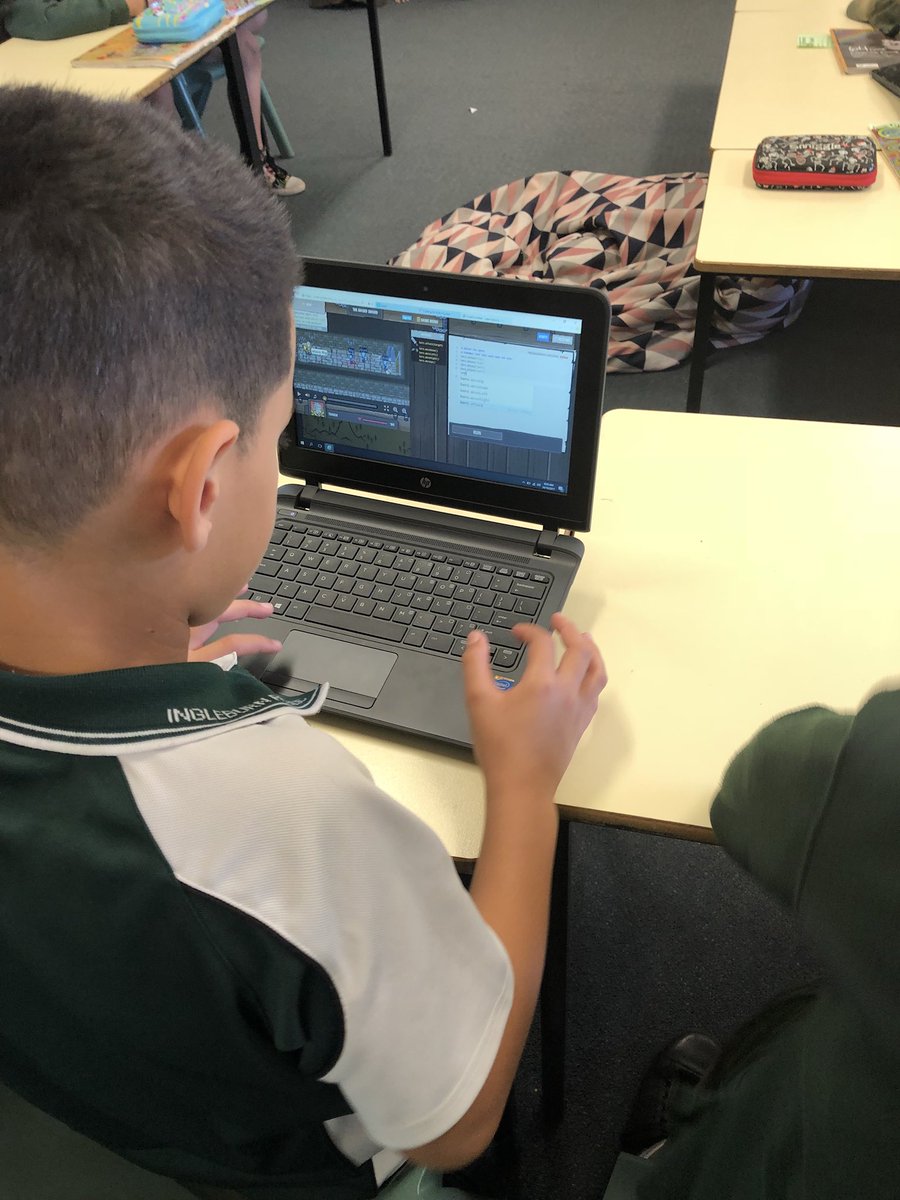 mkross1405's tweet photo. S2 RFF- coding with hour of code #codetastic @remaissa23 @Miss_GreenIPS @IngleburnPs https://t.co/UXCiLo6gni
