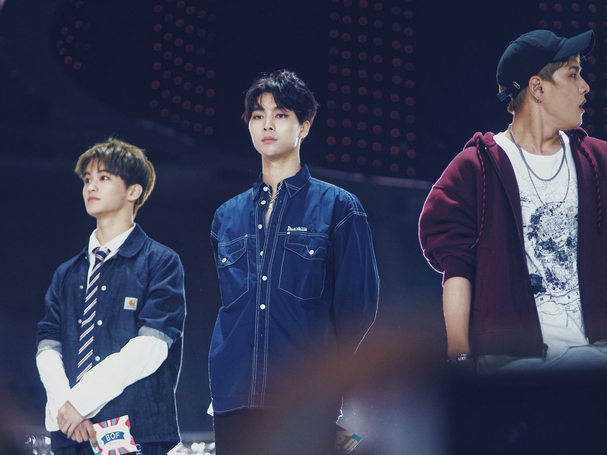 aMrazing's tweet photo. Best performer of the night: iKON. Hands down. Don’t @ me unless you agree. 🔥 #aMrazingKorea https://t.co/ntNZfaJAtN
