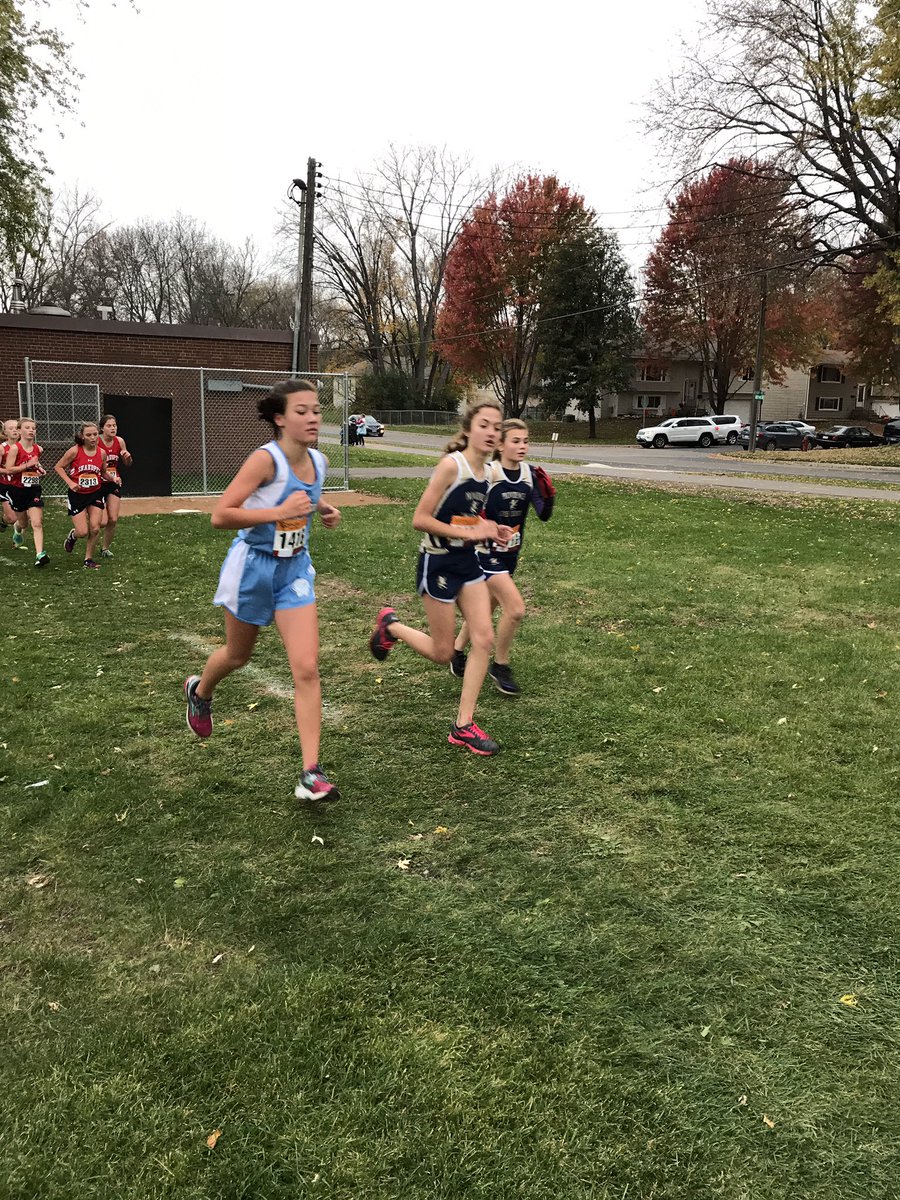 PA_CrossCountry's tweet photo. Go Ladies! #PACrossCountry https://t.co/Iq0leoEc41