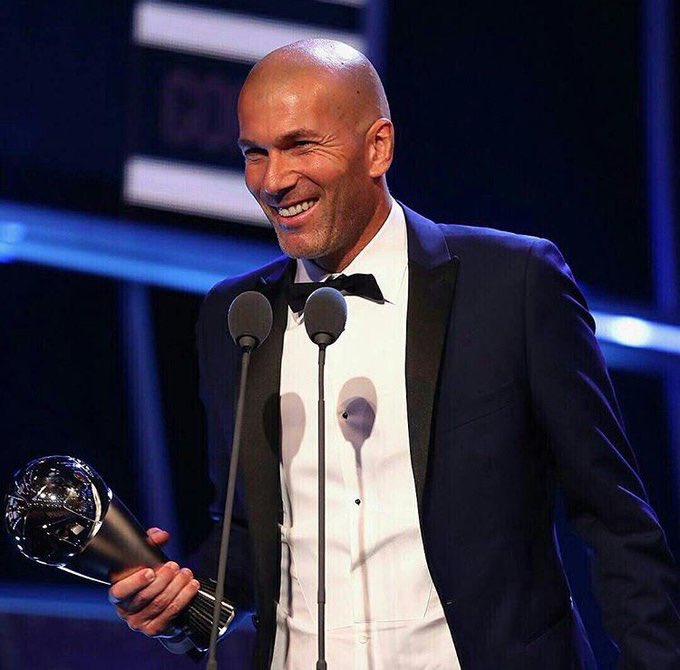 Zinedine Zidane Coach Of The Year ...!!! #FIFATHEBESTAWARDS