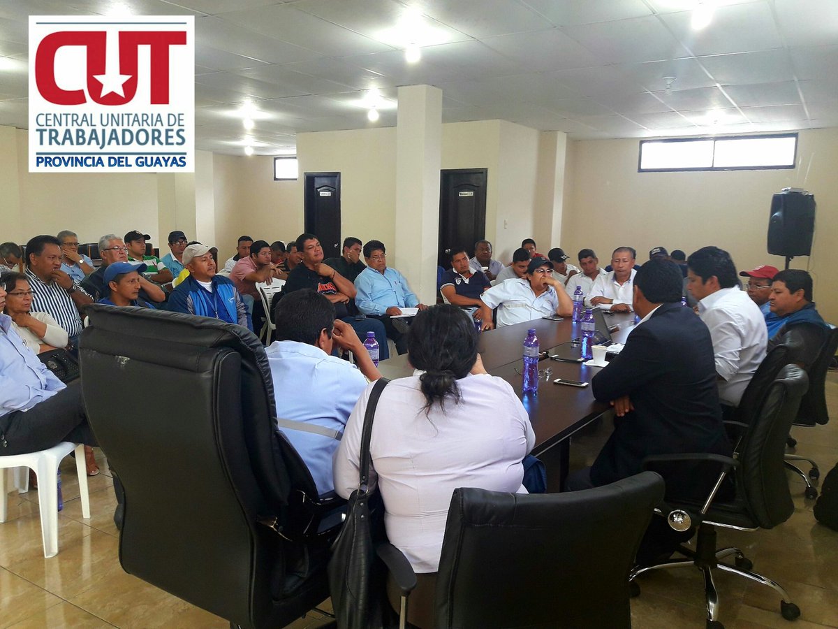cut_guayas's tweet photo. Hoy Reunión d dirigentes d la Cut-Guayas Unidad, solidaridad, acciones estratégicas, movilización a Quito. Los trabajadores siempre luchando https://t.co/X8Or4sdqpd