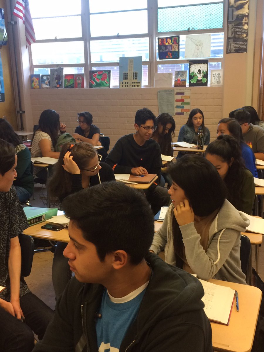 CoachLlanes's tweet photo. AP Sp Lit sharing their knowledge using Pair/Share and following deep foot steps set by ‘16 &amp; ‘17:19 out of 20 AP exam pass rate. BelievERs https://t.co/xxFABCKp8s