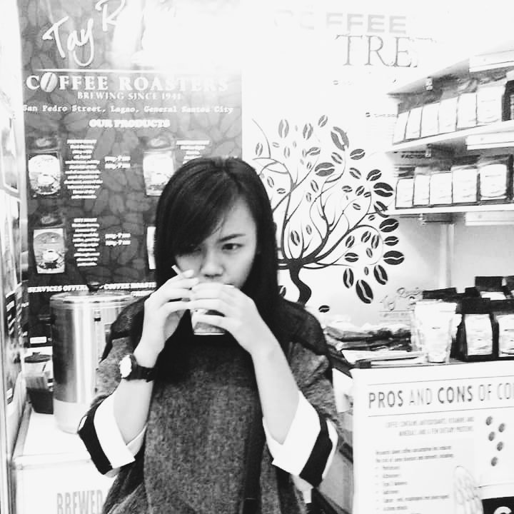 IAMCRISTYYYY's tweet photo. Me was like: What the fvck! This is disgusting 😑 #GoodCoffeeOnly https://t.co/EXpMqW6MOL