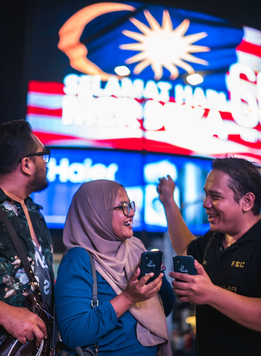 neyrashazeyra's tweet photo. Kuala Lumpur kotarayaku
#CWcontest2017 #citrawarnaKL2017 #SayangMalaysia #KualaLumpur #TravellingwithFriends https://t.co/jHfwjvwpiG