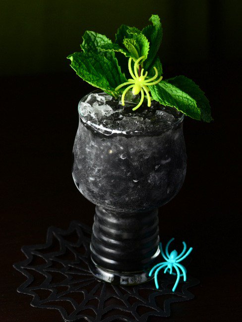moderntiki's tweet photo. We're getting into the Halloween spirit with some Black Magic #tiki #newrecipe https://t.co/l19mlCvus1 https://t.co/QsgOP6usjq