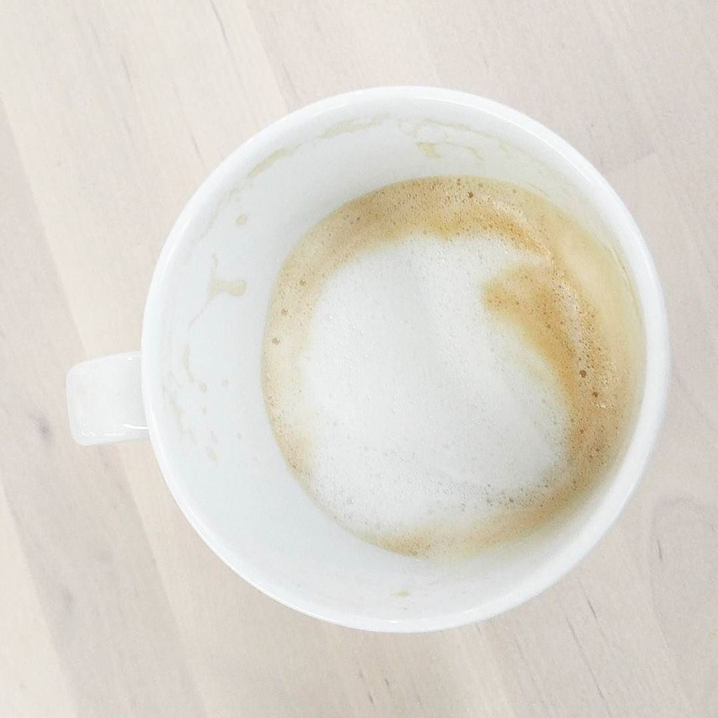 warfuric's tweet photo. Yep, form over shittyness #shittycoffeeart with #theneil #coffee #coffeeart https://t.co/Cc6FBCe4qN https://t.co/nBVjEOJiKZ