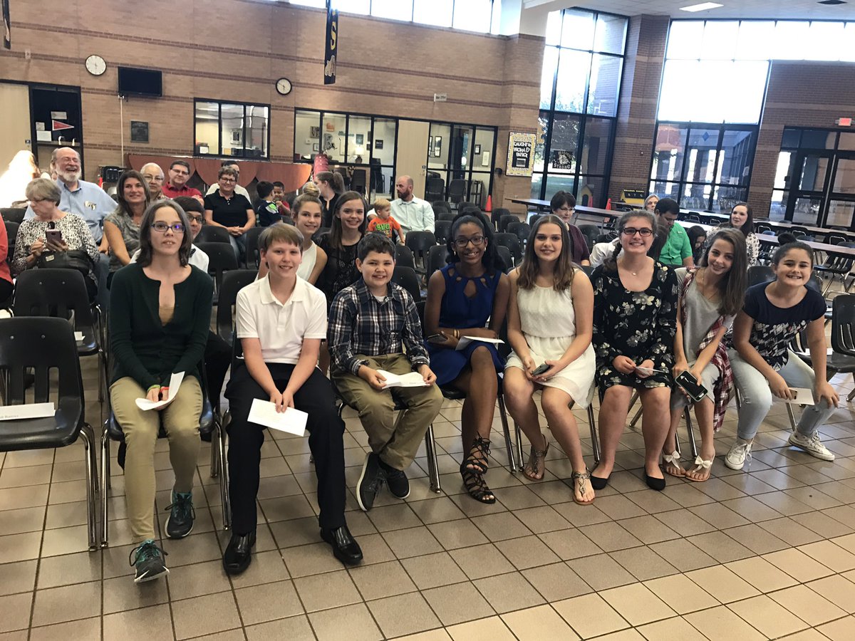 BulldogsBsi's tweet photo. NJHS Induction! Congrats to our Inductees! https://t.co/2MAgcxs1tO