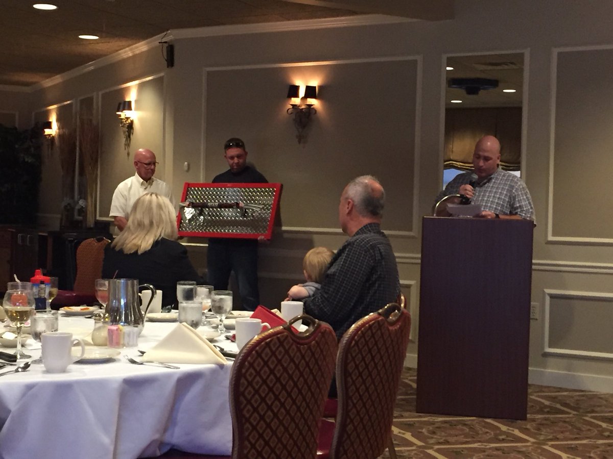 BPolimer's tweet photo. Great night yesterday honoring Uncle Bruce. @MansfieldFD1820 #hero #911hero #32yearsofservice https://t.co/g4WzREijE4