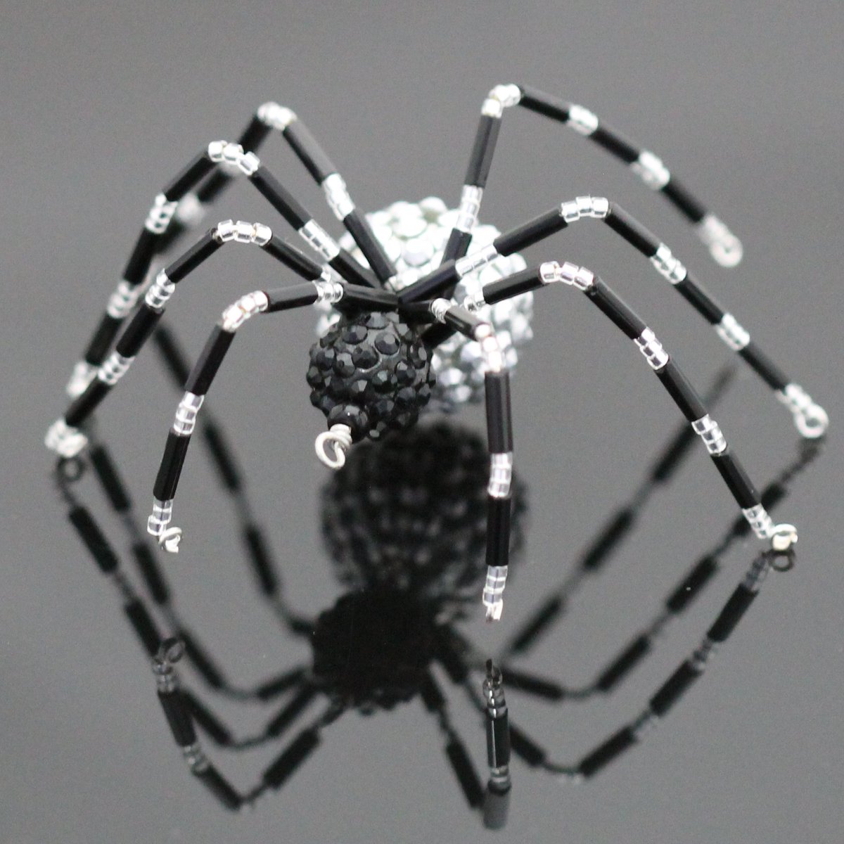 BeadWorldinc's tweet photo. 20% off all Halloween kits, online only, through 10/31 @ 11:59pm!! #beadworld #halloween #halloweenjewelry https://t.co/FCM5rpdc9I