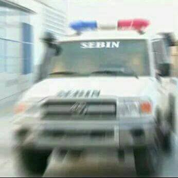 Luishrnandez's tweet photo. sebin
cicpc
pnb
gnb
hasta el vigilante tienen que llamar https://t.co/2pU1DvlZKt