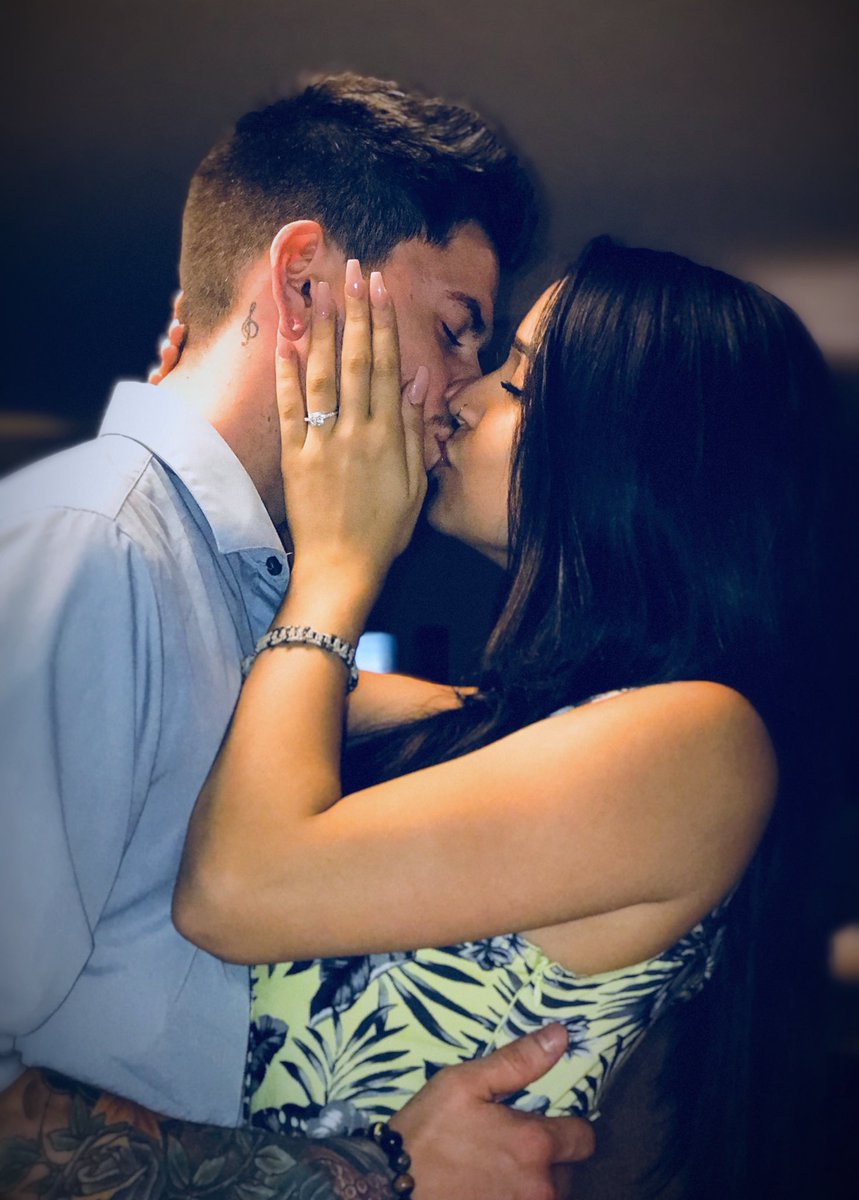 MiddleeEastern's tweet photo. Waited for the perfect moment to announce, SO here it is guys!!! WE’RE GETTING MARRIED 👰🏻🎊💍😭😍#SoonToBeMrs.Boulware #SorryFellas #Engagedd💚 https://t.co/770VGJ7BZd
