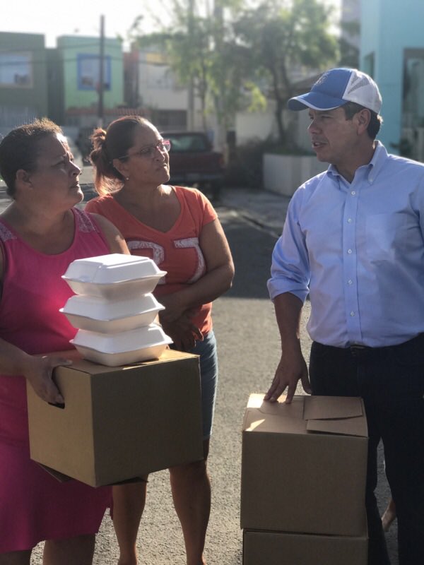 Miguel_Romero_'s tweet photo. Hoy visitamos Cantera, Bravos de Boston, Los Pinos y Paseo del Conde. Llevamos suministros q nos brindó el Mun d San Juan para distribución. https://t.co/i4NlpBdJKK