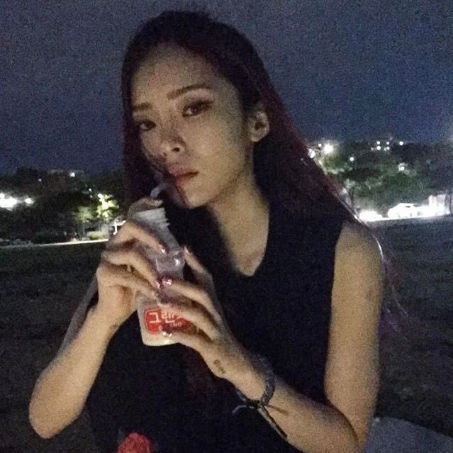 097SUN's tweet photo. ° .✧.♡. ✧. ° prettyyy https://t.co/7e9ZYqyJrg