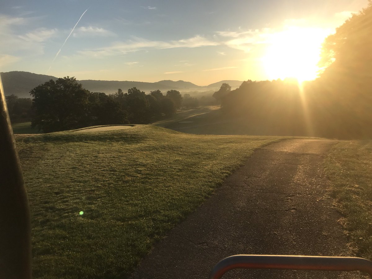 PCCGreens's tweet photo. Thank you!  @MetGCSA We enjoyed your company. Hope everyone enjoyed themselves! @ParamountCC_NY #paramountcc #battleofthebridges https://t.co/n1bLLzEkAp