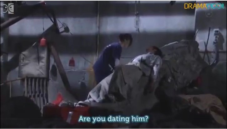 dreamyamy627's tweet photo. When even a stranger can see that both Aizawa and Shiraishi looks good together & even asks if they're dating..#codeblue1(S1E5) https://t.co/8mmCLcsZSi