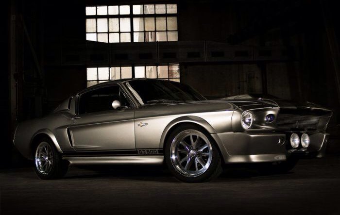 #MustangMonday | The beautiful and iconic #Mustang enthusiast call #Eleanor...😍🔑
#Ford | #GT500 | #SVT_Cobra