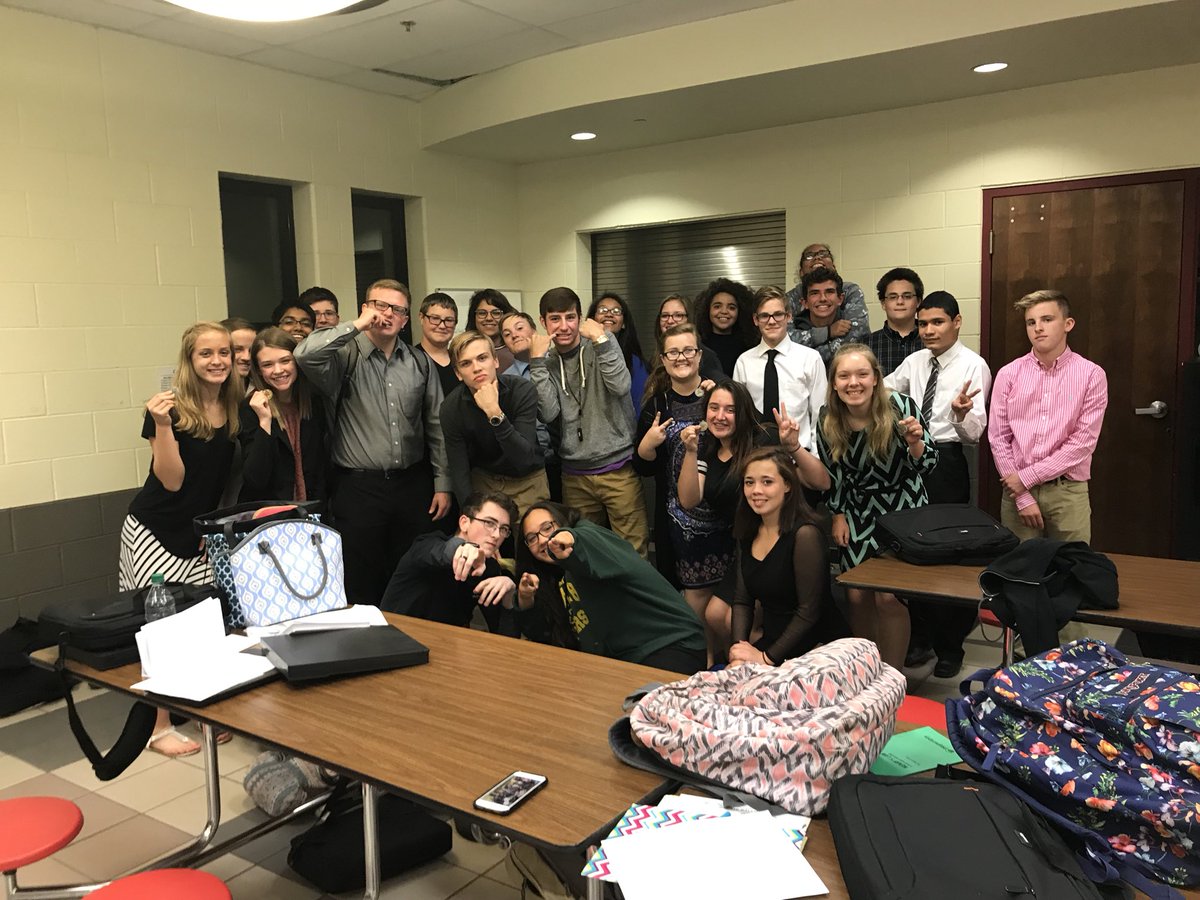 Another good night at the office. Emma/Karter &amp; Aum/Maeci tie for 1st <a href="/Hoisington/">anneh</a>. Maddy/Chelsea, Tara/Kaitlyn &amp; Mone/Courtney tie for 2nd!