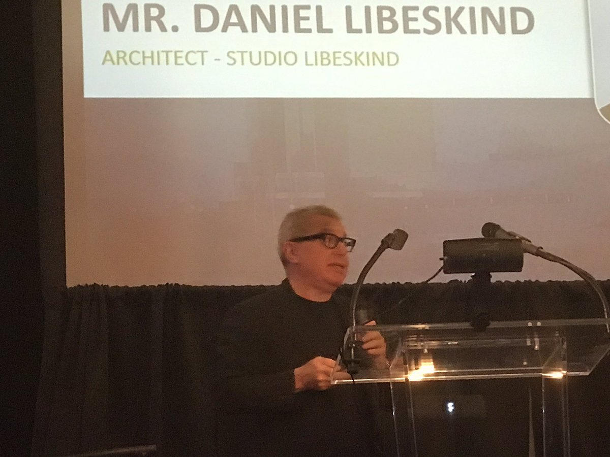 AmbWilczek's tweet photo. Proud to be a part of @liberationroute gala with Daniel Libeskind, one of the giants of our century @PolishEmbassyUS https://t.co/P7Y1HcXVOD