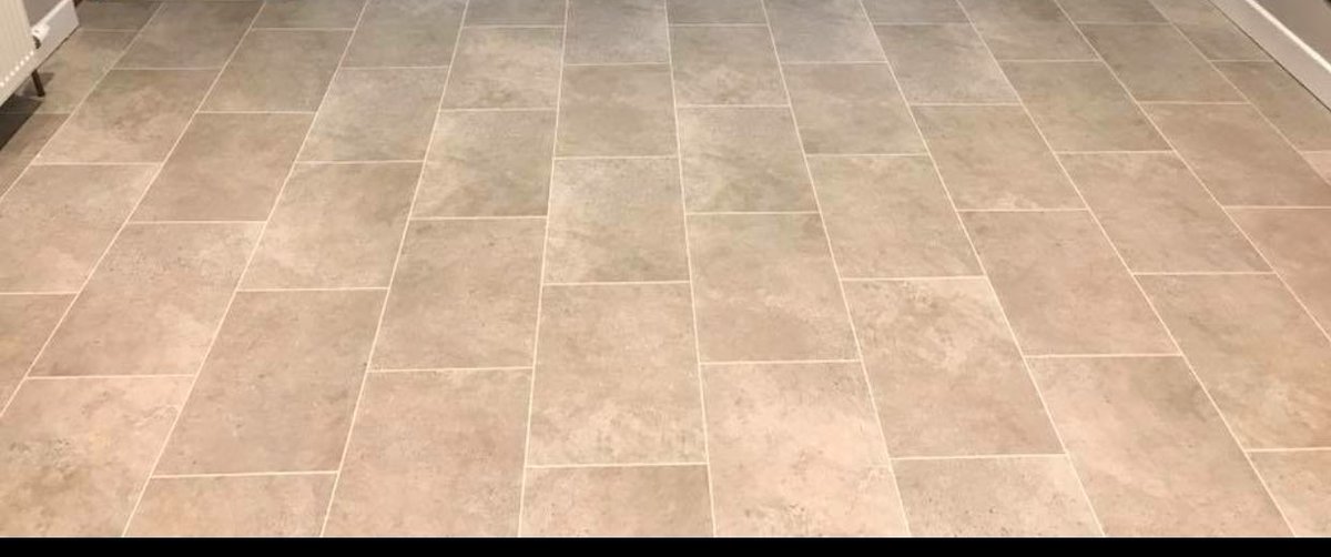 teamgmf1's tweet photo. @KarndeanFloors @FBallUK #flexiscreed #knighttile #teamgmf https://t.co/jmhNDOQq43
