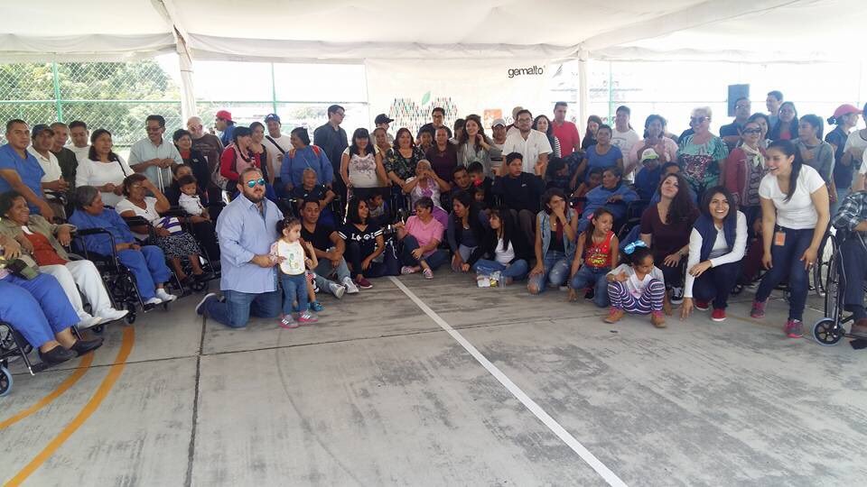 FundacionFSF's tweet photo. Gracias @GammaTraining por la #donación de sillas de ruedas para nuestros beneficiarios! Juntos por un país más #incluyente! #fraternidad https://t.co/2pN8bQYMqO