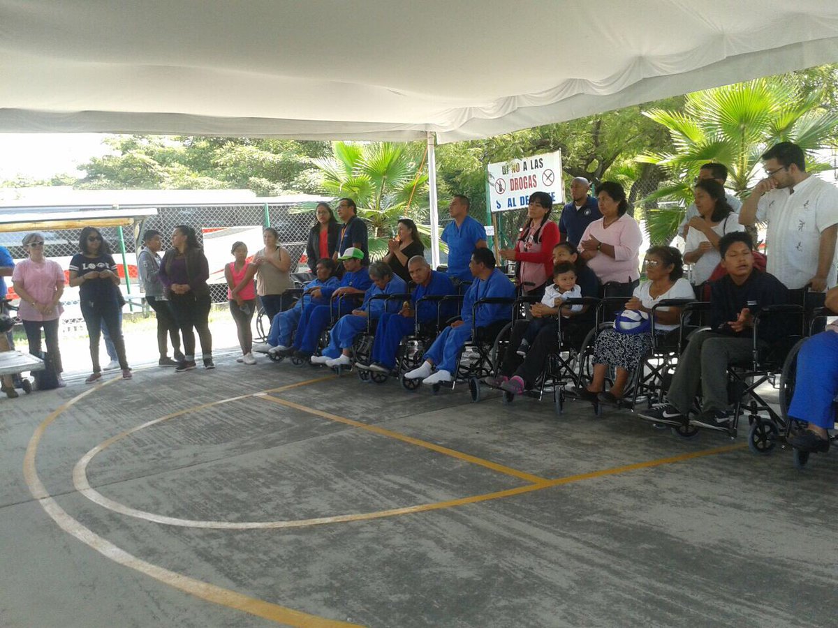 FundacionFSF's tweet photo. Gracias @GammaTraining por la #donación de sillas de ruedas para nuestros beneficiarios! Juntos por un país más #incluyente! #fraternidad https://t.co/2pN8bQYMqO