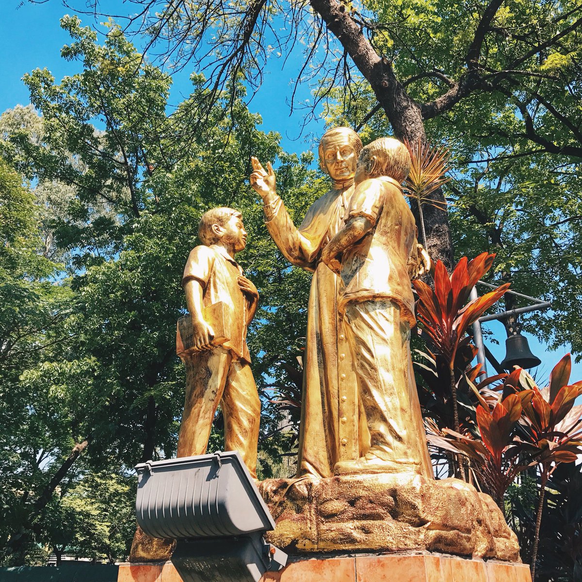 CSQCBatchNovus's tweet photo. Dauntless and strong as one band guided by Anthony Claret ❤️

Happy Feast Day Saint Anthony Mary Claret https://t.co/4GpuQIK5ij