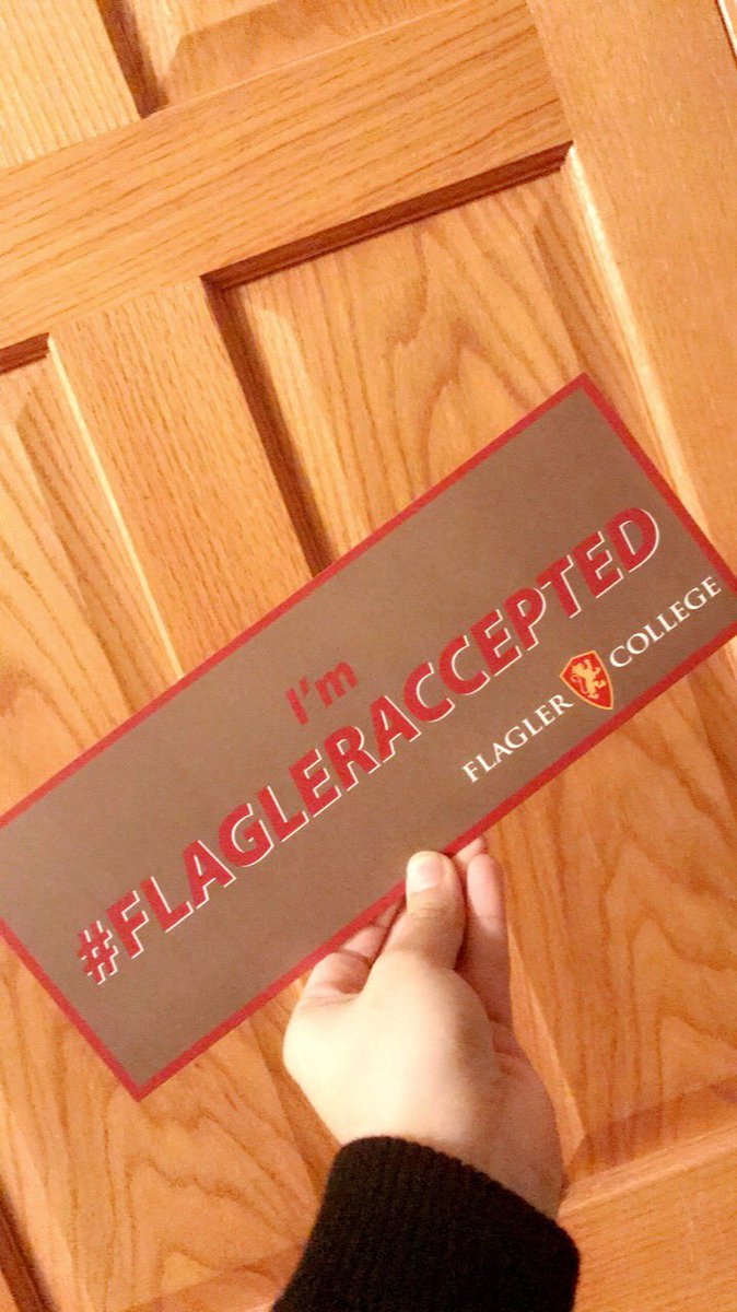 ehansen2000's tweet photo. Sooo looks like Iโm actually going to college and I canโt wait!!!! @FlaglerCollege #FlaglerAccepted #solongsodak https://t.co/VluDoMzYec