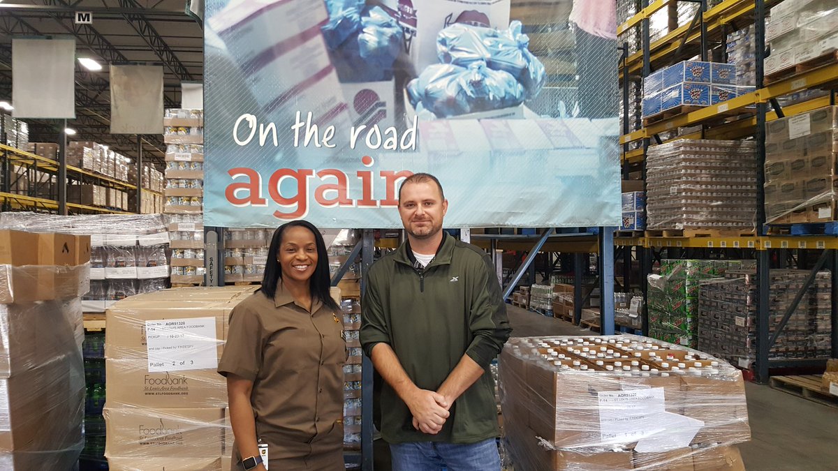 AntwinetteS's tweet photo. Tim Jackson and St Louis Foodbank is all in when it comes to assisting UPS with Hurricane Relief efforts https://t.co/7zdmxI4nd8