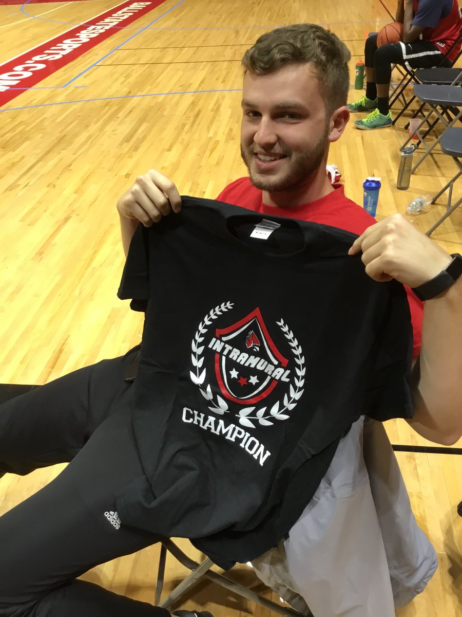 BSUIntramurals's tweet photo. Intramural basketball Championships @Worthern Arena
5th person to retweet gets a free intramural throwback t-shirt!! https://t.co/Dqxp3TUKHp