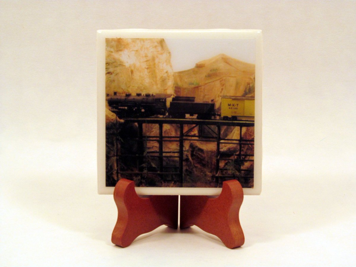 dovesclosetinc's tweet photo. Model Steam Train Handmade Photo Coaster FI0162 https://t.co/BNNczd2WTg #Handmade #PhotoCoaster https://t.co/B1pbGeNEHL