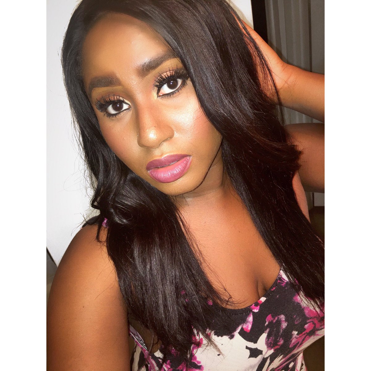 LIBombshell's tweet photo. Been a min 👄 #lash #cutcrease #fleek #eyebrows #splitapp #smile #eyes #lacefront #remyhair #tarte #makeupforever #profusion melanin https://t.co/6r7FHy6p0u