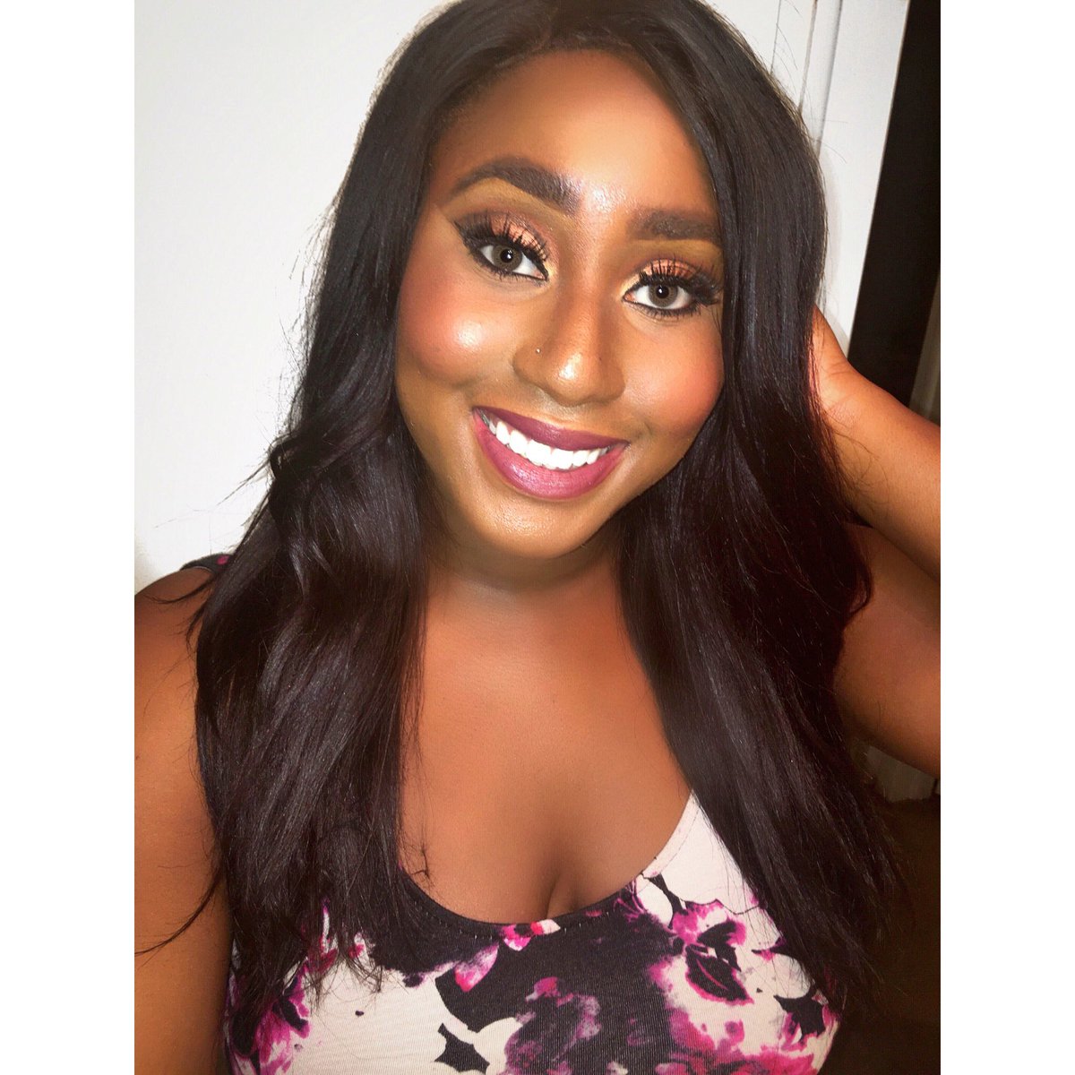 LIBombshell's tweet photo. Been a min 👄 #lash #cutcrease #fleek #eyebrows #splitapp #smile #eyes #lacefront #remyhair #tarte #makeupforever #profusion melanin https://t.co/6r7FHy6p0u