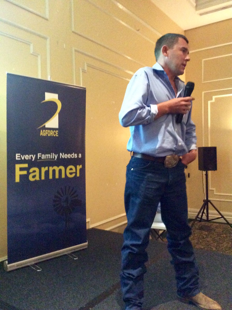 endofthebitumen's tweet photo. Karumba Livestock Exports Manager Dean Bradford outlines #LiveX development plans for the #PortofKarumba at today's @AgForceQLD forum #QLEA https://t.co/aRWQc5HDxq