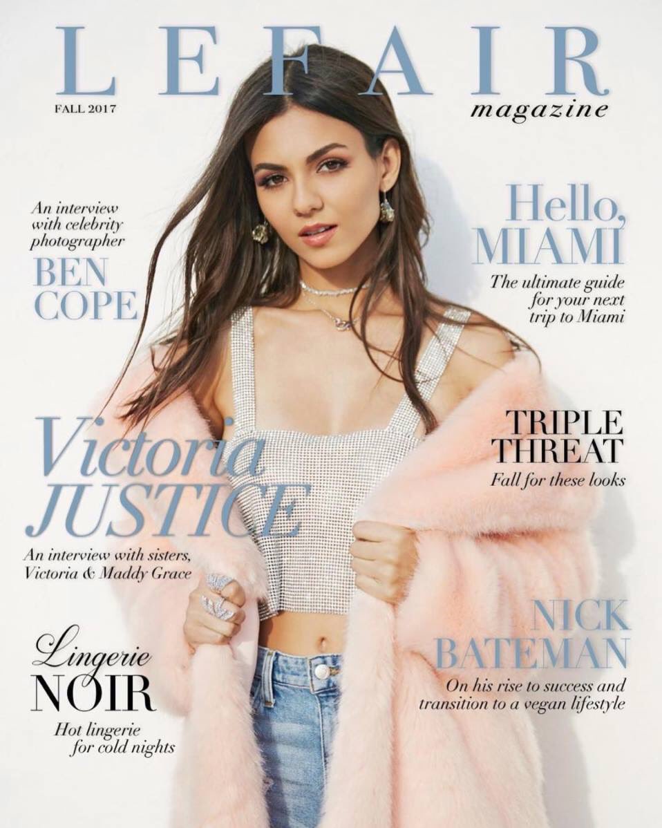 VictoriaJustice's tweet photo. Check out my @LEFAIRmag cover!
My beautiful sister @themadisongrace is in it with me as well 🤗💕
📷: JohnRussoPhoto https://t.co/Og01bgWjCC