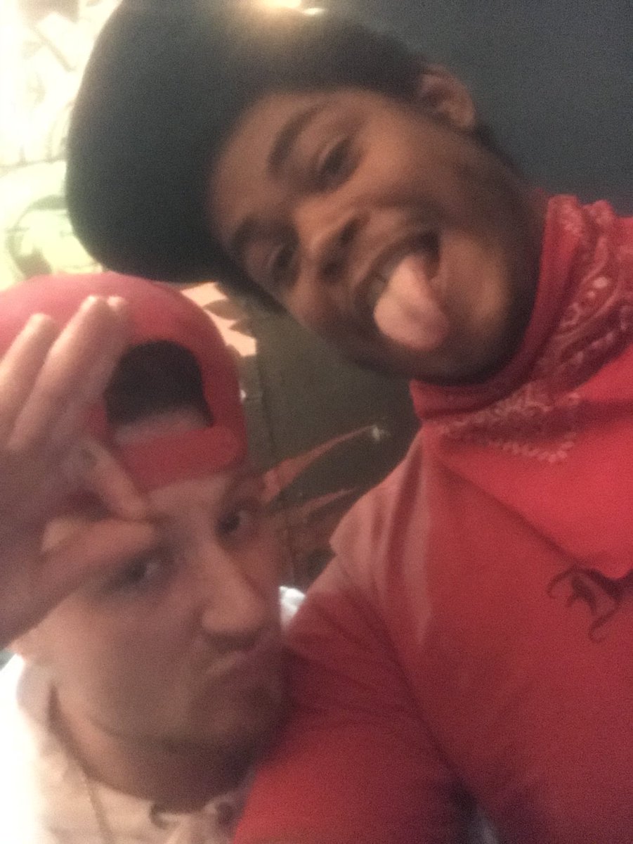 Afroninja2013's tweet photo. @younglyte810 #greatmilenkotour https://t.co/8o8auZOJum