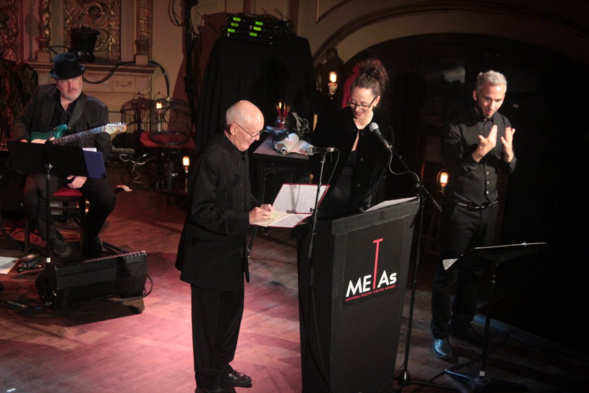 QuebecDramaFed's tweet photo. David Francis and Eda Holmes presenting the award for Outstanding Lead Performance - Actor and Outstanding Direction #METAs2017 https://t.co/WlZoaoGaCx