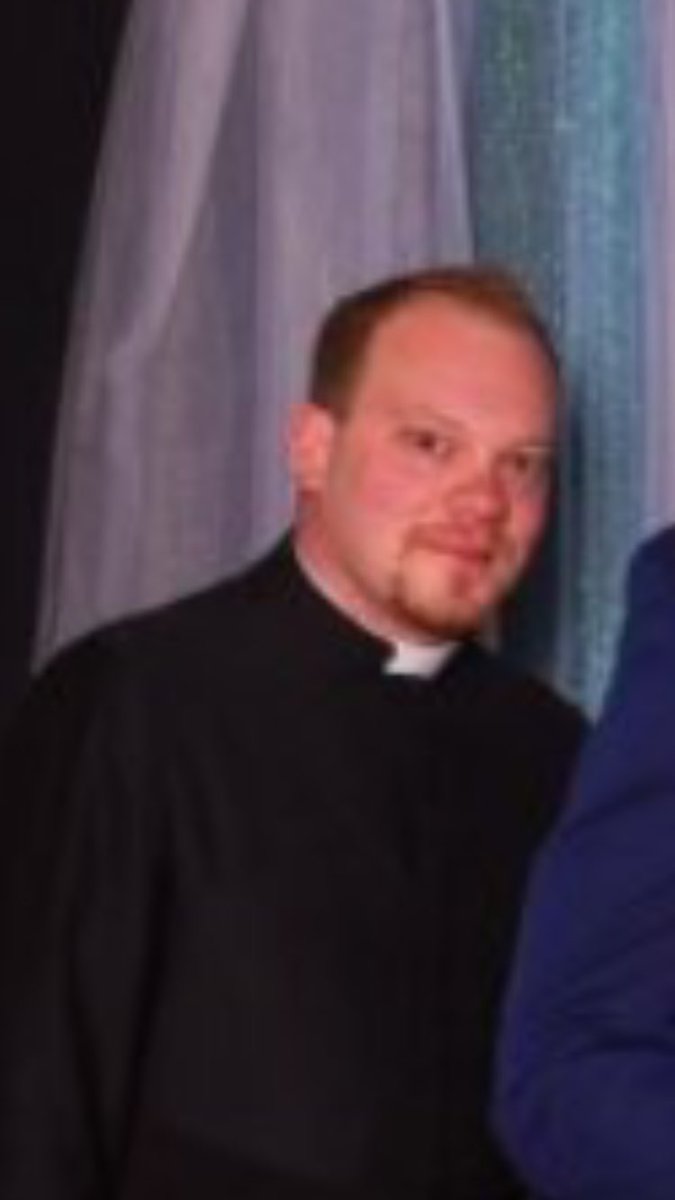 J_dcueva's tweet photo. You know you went to a catholic homecoming when you're looking through pictures and see this... https://t.co/fCEjfd1jb1