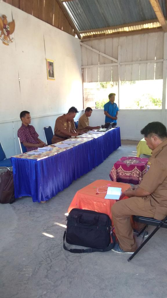 Hasbianto14's tweet photo. Musyawarah Antar Desa (MAD I ) Dalam Program Inovasi Desa tahun anggaran 2017 
Di kec.Tabulahan kab. Mamasa prov. SULAWESI BARAT https://t.co/cULc2mGCws
