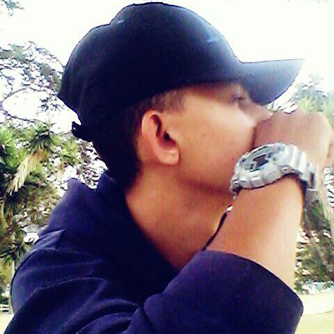 Jonas_Rlk's tweet photo. Pensando na Vida... #Destraido...FΓ© https://t.co/fxlKGN7b9H