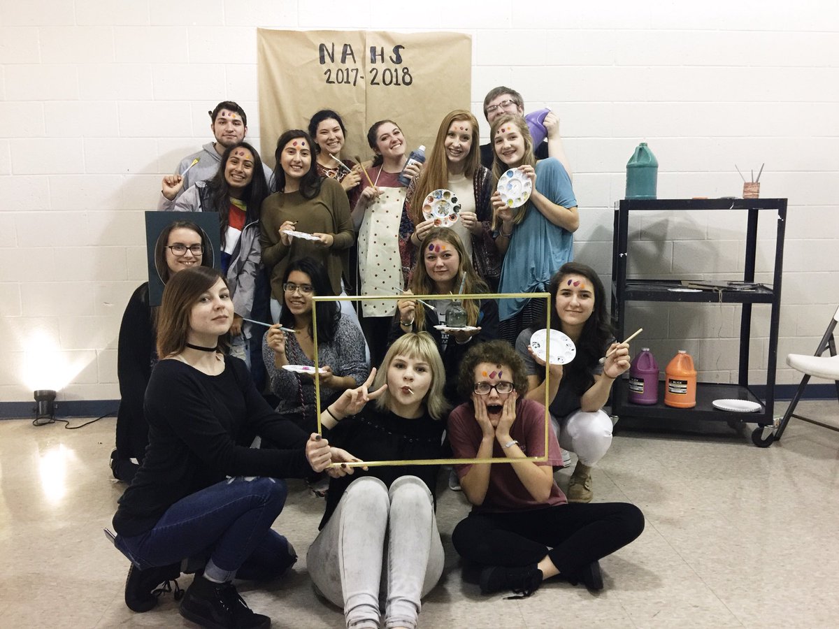 whhs_nahs's tweet photo. We had our induction ceremony tonight + are so excited that our artist community continues to grow! #whhsnahs #whhsart https://t.co/jlkXN11bdw