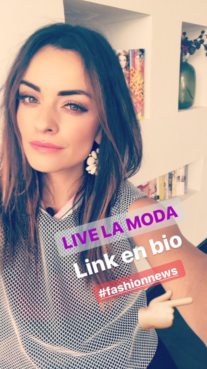 rebecamaccise's tweet photo. Entérate de #MelaniaTrump, #Burberry y #ERDEMxHM en 🎥”Live la Moda” 🙋🏻👉🏻 https://t.co/gGyQ3KOL0J
 
#FelizLunes #FashionNews https://t.co/RXSOssw4Yu
