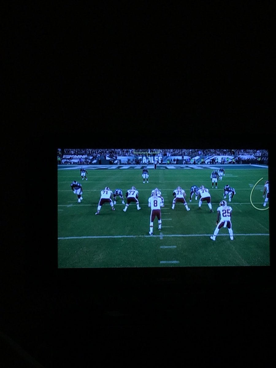 tneck62's tweet photo. Chris Collinsworth over Jon Gruden any day #MNF #gogiants https://t.co/TM8MDXXjGb