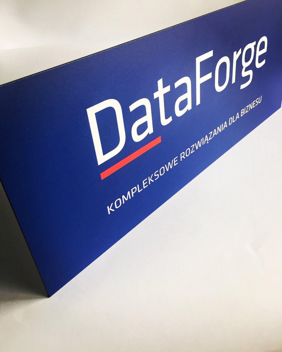 dataforge_pl's tweet image. nowa tablica na drzwi🙂  #blackboard #new #brand #blue #white #red #solutionsforbusiness #it #Programming #advertisement #computergraphic 💙❤️