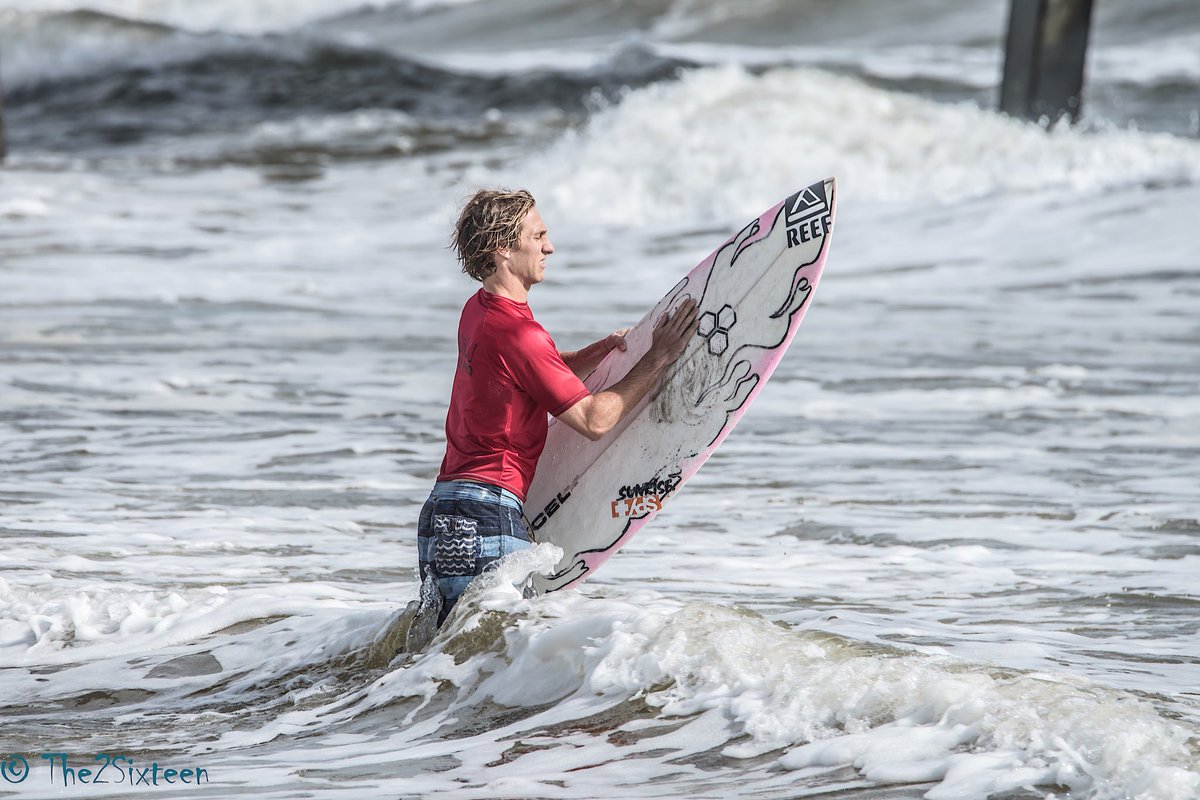 The2Sixteen's tweet photo. Hobie Sears, another local pro surfer about to compete at the #WaveMasters #surf competition. Loving the new #Nikon 📸🏄🏼 https://t.co/9jUd1paBV2