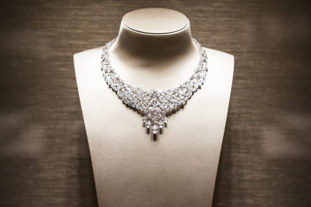 WorldDiaMark's tweet photo. Cartier Presents One-of-a-Kind High Jewelry Exhibition at Its Historic New York Mansion >> https://t.co/sPDdUNa2PP https://t.co/BGtna51zn0