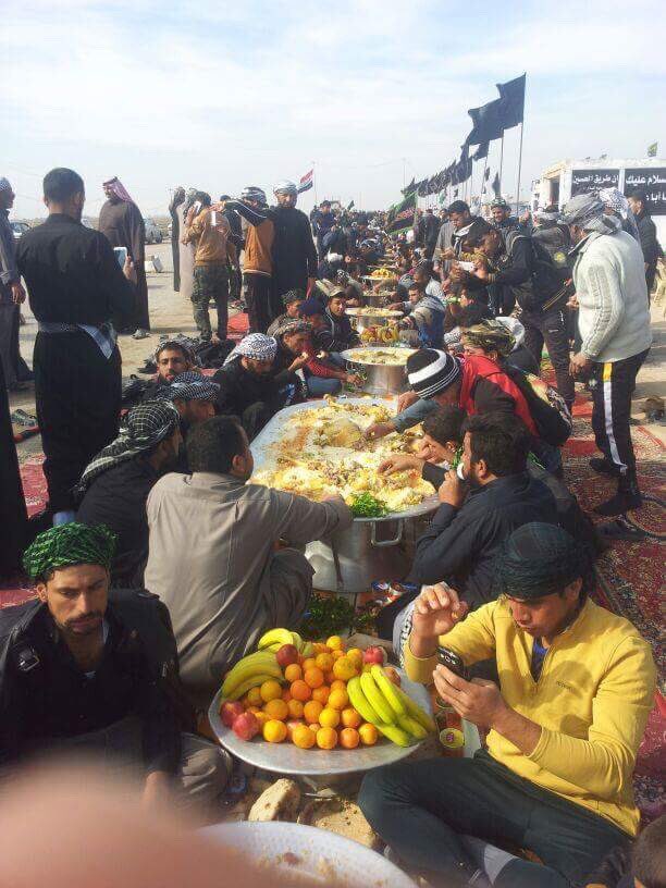 #رويترز 
العراقيون أكثر شعوب العالم سخاءاً تجاه الزوار والغرباء 

#زيارة_الاربعين 
#زحفاً_للحسين 
#بدء_الزحف_نحو_الحسين